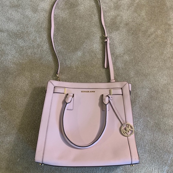 MICHAEL Michael Kors Handbags - SOLD Michael Kors Light Pink Crossbody Purse